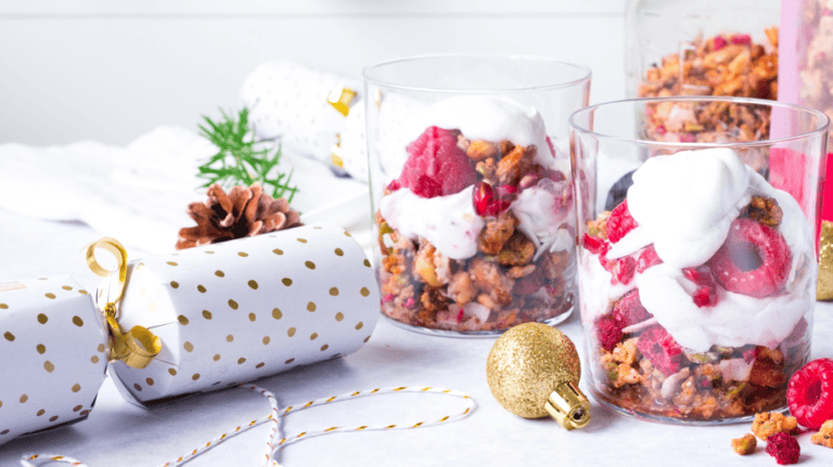 raspberry & maple nograin-ola festive parfait